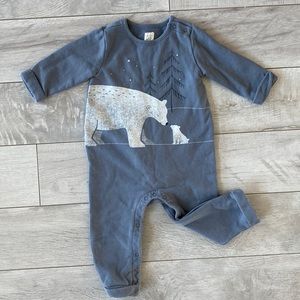 ✨3/$15✨ Baby Gap winter romper 12-18 months